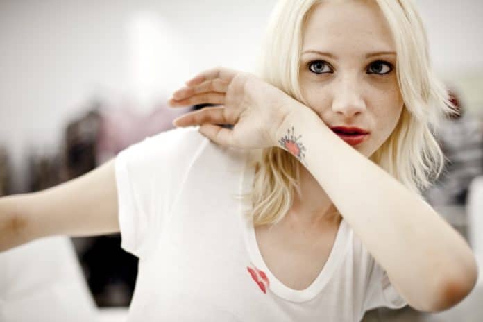 tatouage poignet les idees les plus tendances-2