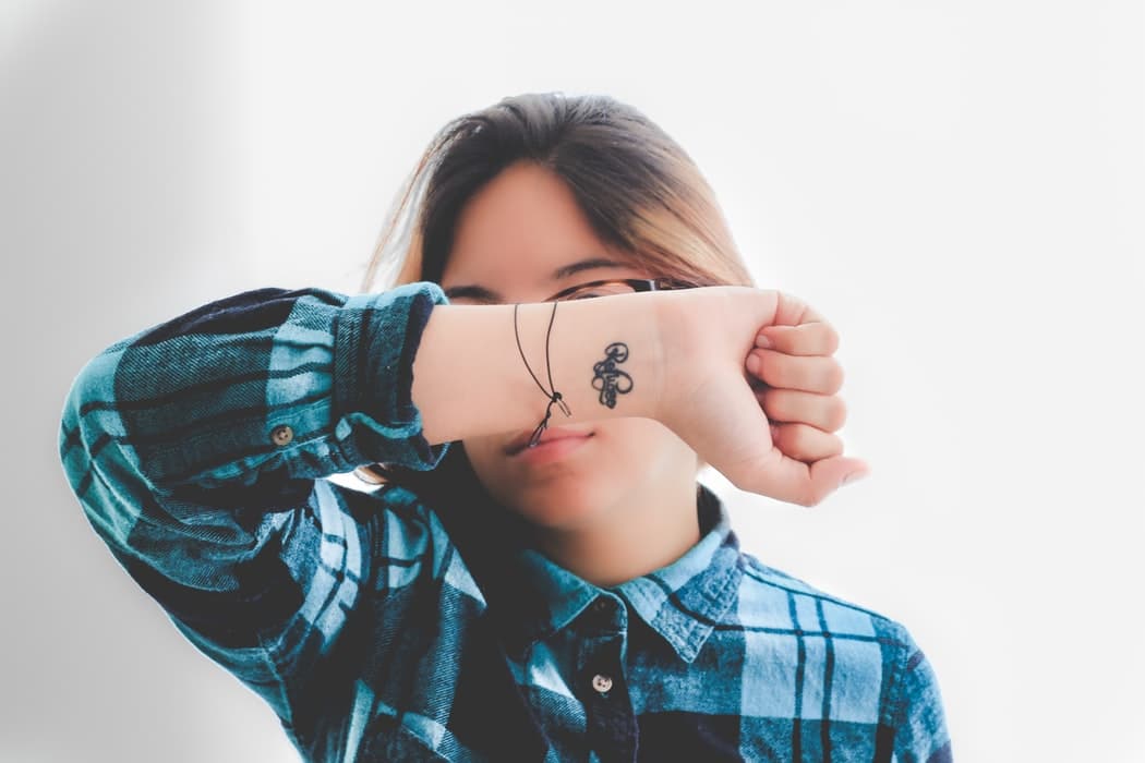 tatouage poignet les idees les plus tendances-2