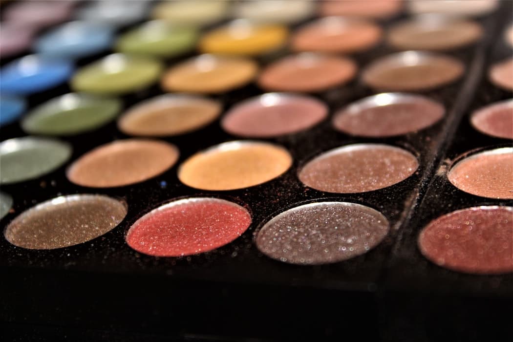 Quel fard à paupières choisir selon ma couleur des yeux