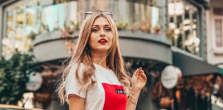 T-shirts pour femme : indispensables dans un dressing !