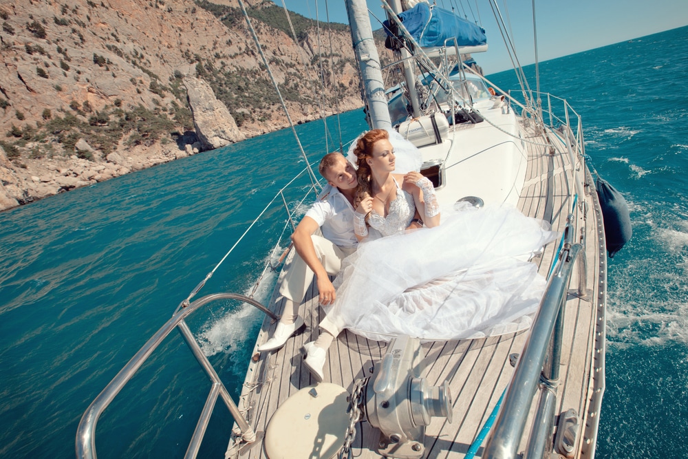 arrivée des mariés en bateau