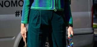 Le pantalon velours pour femme : in ou out ?
