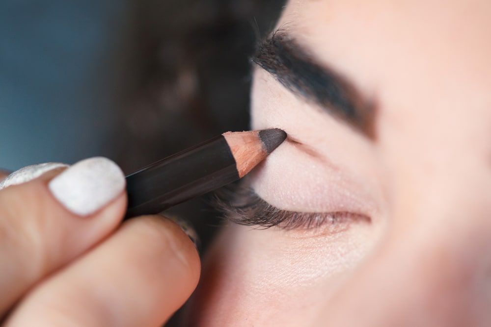 faire un maquillage cut crease