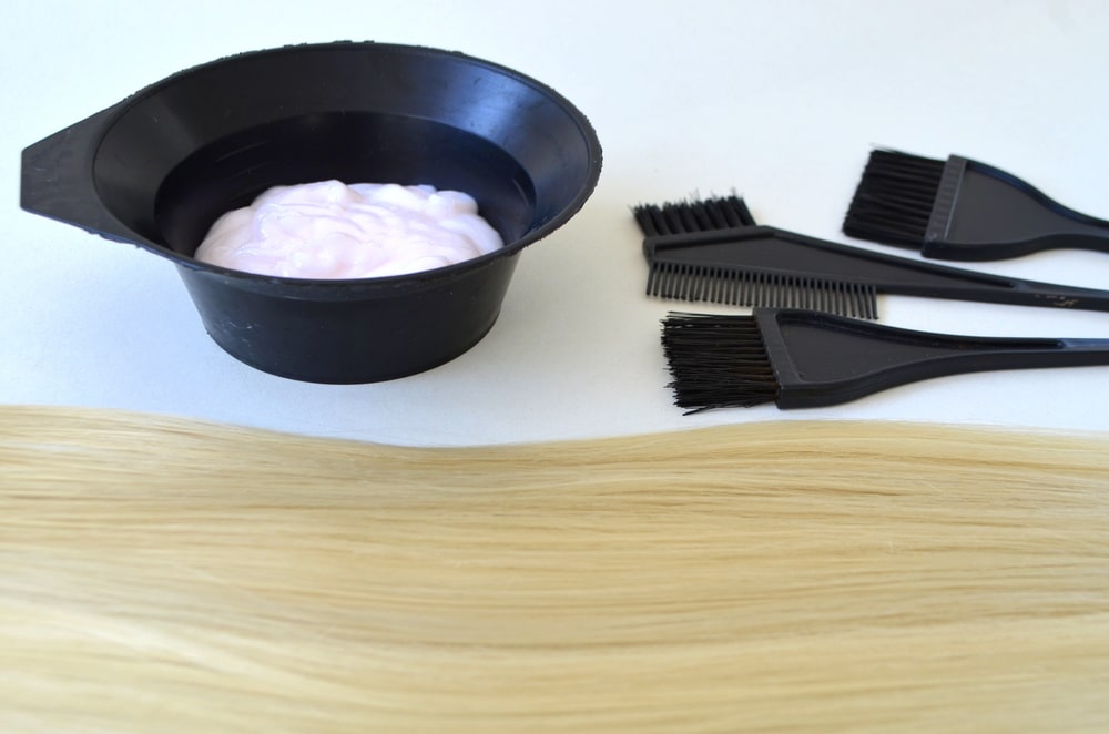 teinture blanche cheveux