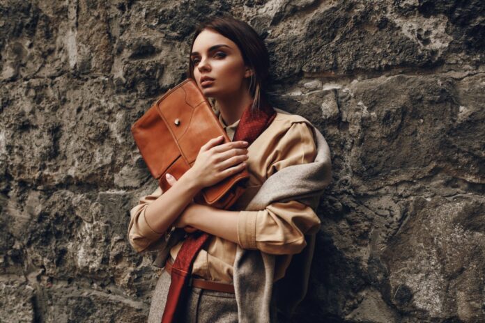 sac femme cuir camel bandouillère