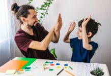 Les avantages du soutien scolaire pour son enfant cours à domicile prof maths
