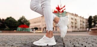 10 looks en basket blanche pour femme basket blanche femme jean blanc