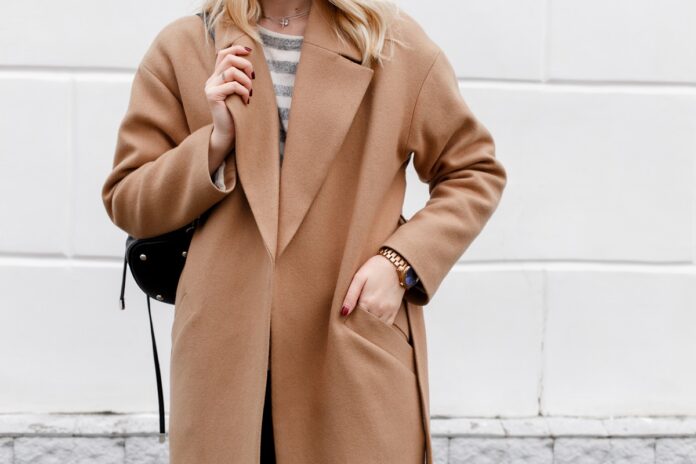 Le règne du manteau long Le règne du manteau long
