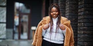 Stylée en manteau : S’habiller avec des manteaux grande taille pour les jours froids manteau grande taille femme fausse fourrure