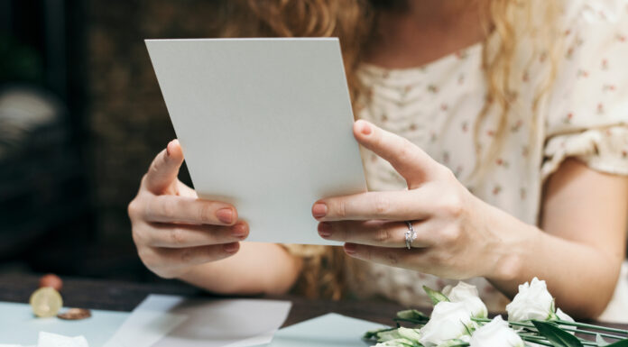 Comment choisir le faire-part parfait pour chaque moment clé ? Comment choisir le faire-part parfait pour chaque moment clé