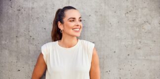 Bien choisir et bien porter le débardeur femme en toute saison Bien choisir et bien porter le débardeur femme en toute saison